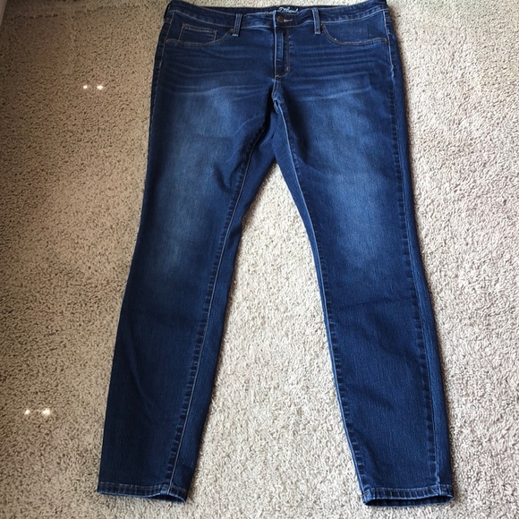 universal thread mid rise jegging